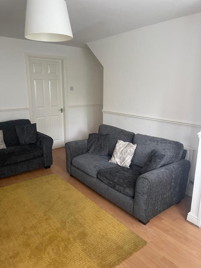 House Number 12 Sleeps Up To 4 With Smart Tvs In Every Room Wellington  Exterior photo